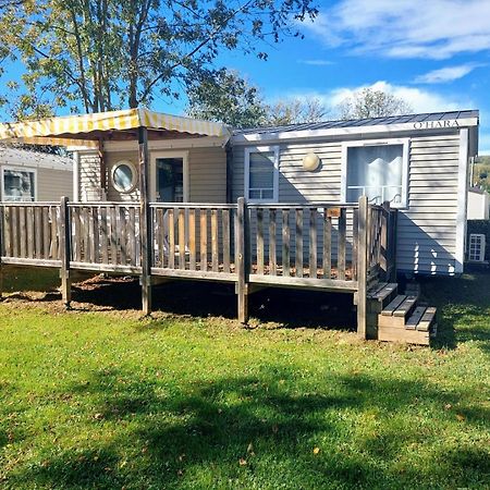 Mobilhome 6 Personnes Camping 4* Chateauneuf-de-Galaure Exterior photo